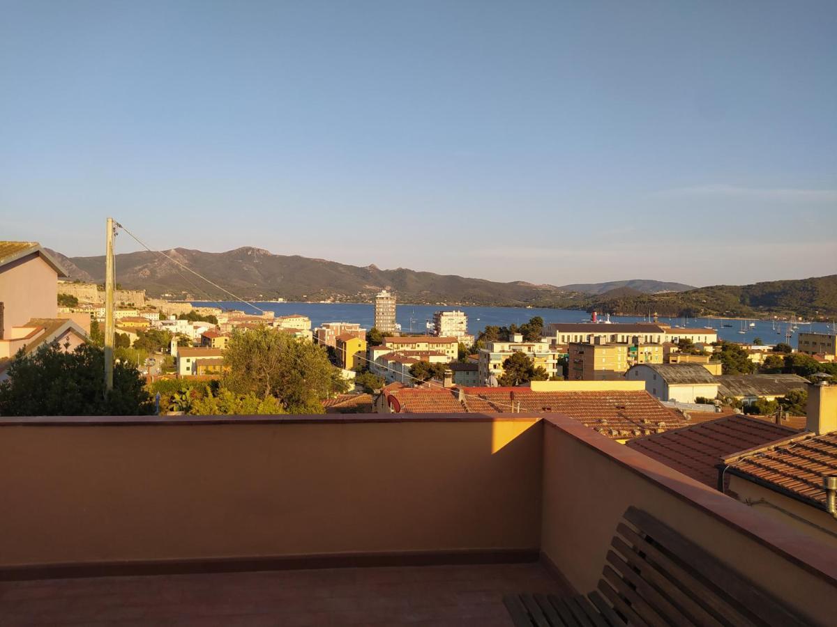 La Terrazza Al Forte ปอร์โตแฟร์ราโย ภายนอก รูปภาพ