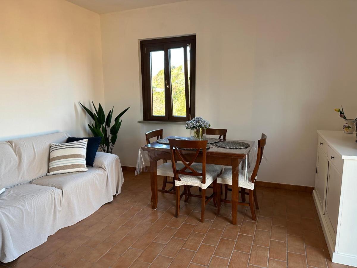 La Terrazza Al Forte ปอร์โตแฟร์ราโย ภายนอก รูปภาพ