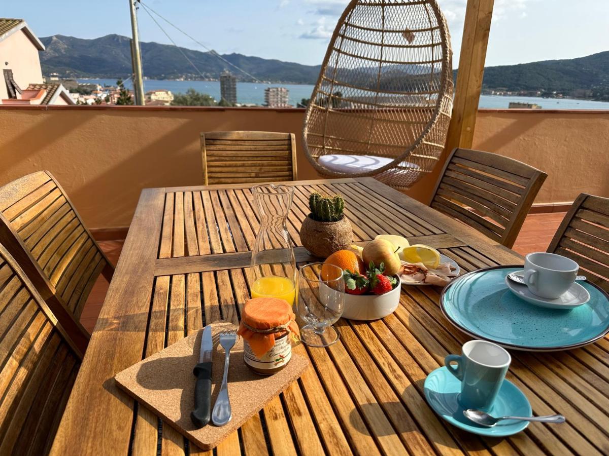 La Terrazza Al Forte ปอร์โตแฟร์ราโย ภายนอก รูปภาพ