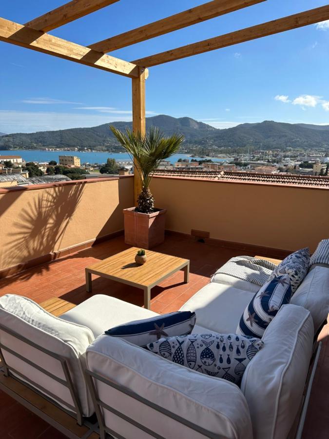 La Terrazza Al Forte ปอร์โตแฟร์ราโย ภายนอก รูปภาพ